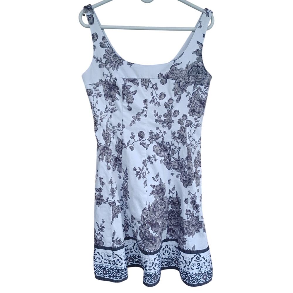 Jones Wear Floral Fit & Flare Sundress White Gray Sleeveless Cotton Size 10 - Picture 6 of 10